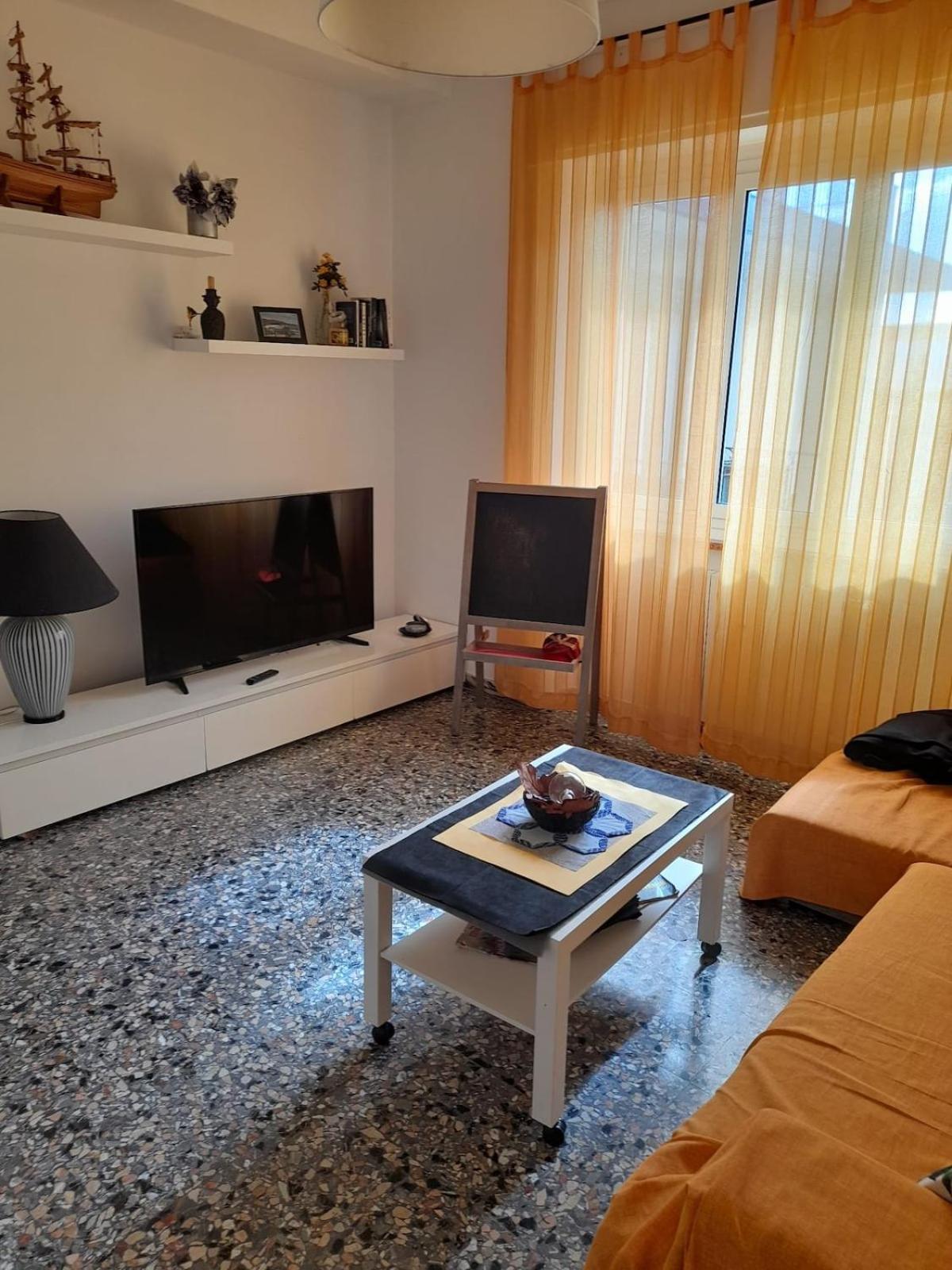 Appartement Il Girasole Di Spezia